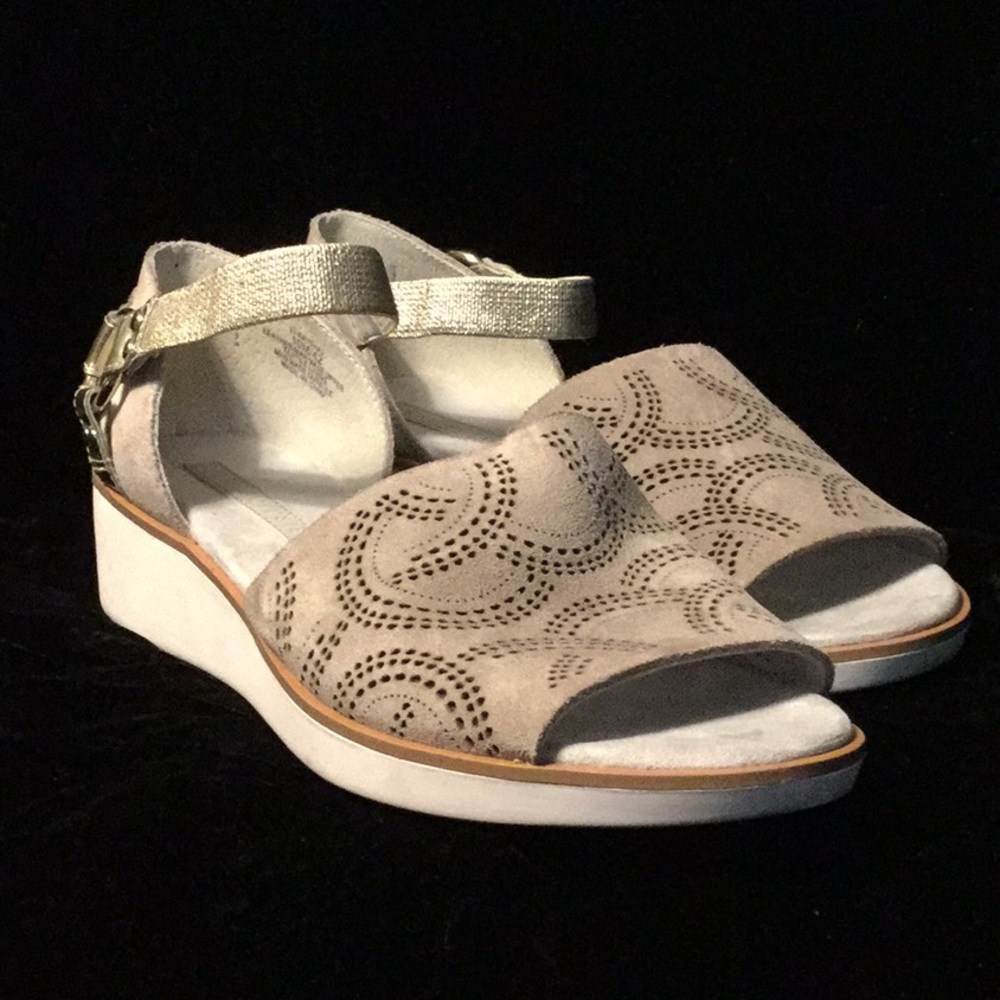 Lori Goldstein Sandal with Moto perforated design